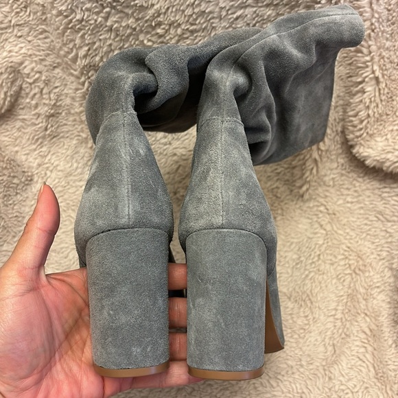 Chinese Laundry Bootie Women's 8 Gray Kipper Split Suede Slouchy Pull on - Picture 5 of 11